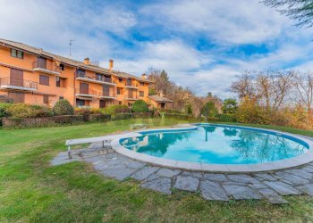 Piscina - Trilocale Nebbiuno - foto 3