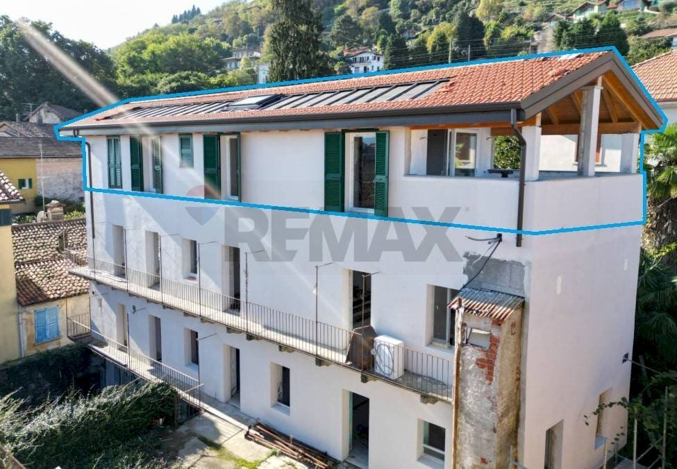 Casa all\'aperto - Attico Via IV Novembre
 
10, Belgirate - foto 3