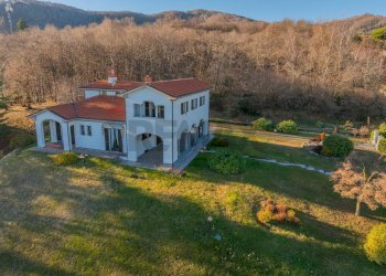 Casa all\'aperto - Villa strada dorsale di poggio radioso
 
8, Nebbiuno - foto 6