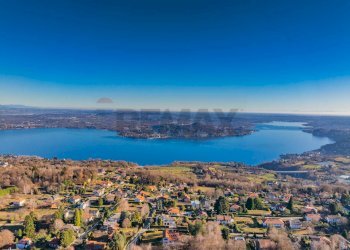 Vista dell\'acqua - Villa strada dorsale di poggio radioso
 
8, Nebbiuno - foto 9