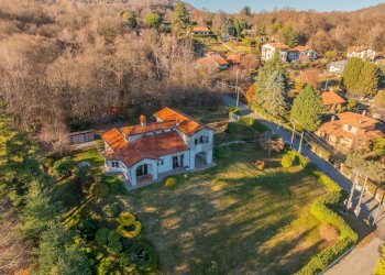 Casa all\'aperto - Villa strada dorsale di poggio radioso
 
8, Nebbiuno - foto 10