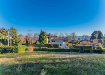 Giardino - Villa strada dorsale di poggio radioso
 
8, Nebbiuno - foto 17