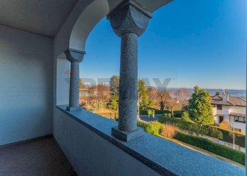 Balcone - Villa strada dorsale di poggio radioso
 
8, Nebbiuno - foto 49