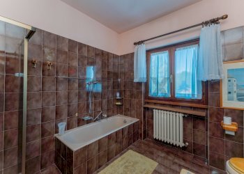 Bagno - Villa strada dorsale di poggio radioso
 
8, Nebbiuno - foto 53