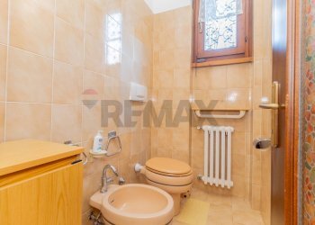 Bagno - Villa strada dorsale di poggio radioso
 
8, Nebbiuno - foto 58