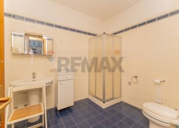 Bagno - Villa strada dorsale di poggio radioso
 
8, Nebbiuno - foto 68