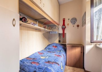Camera / camera da letto - Three-room apartment Baveno - photo 24