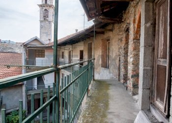 Balcone - Rustico via Angelo Sappa Marietti
 
6, Miasino - foto 3