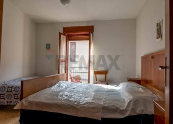 Camera / camera da letto - Rustico via Angelo Sappa Marietti
 
6, Miasino - foto 10