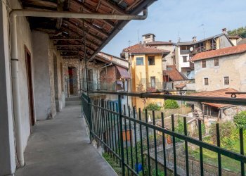 Balcone - Rustico via Angelo Sappa Marietti
 
6, Miasino - foto 15