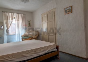 Camera / camera da letto - Rustico via Angelo Sappa Marietti
 
6, Miasino - foto 22