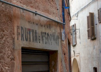 Edificio all\'aperto - Rustico via Angelo Sappa Marietti
 
6, Miasino - foto 36