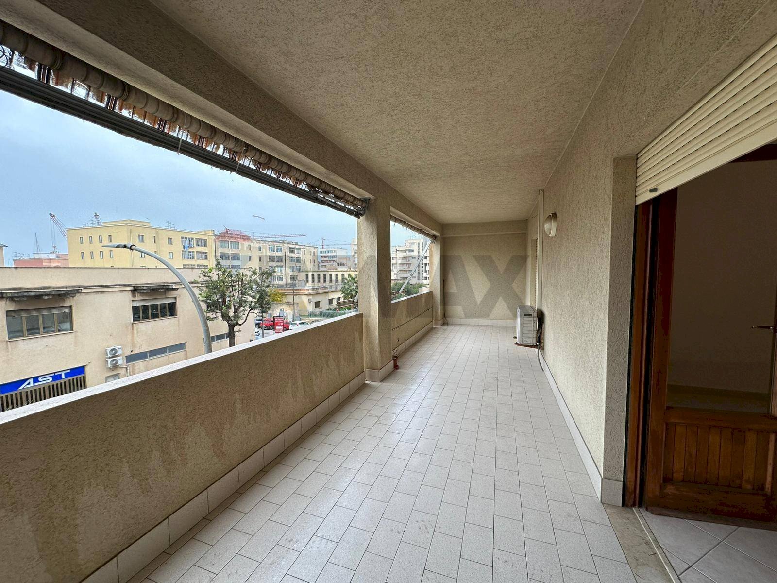 Terrazza - Trilocale VIA VIRGILIO
 
37, Trapani - foto 1