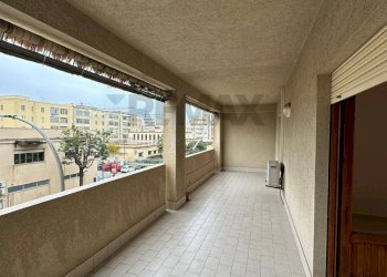 Terrazza - Trilocale VIA VIRGILIO
 
37, Trapani - foto 8