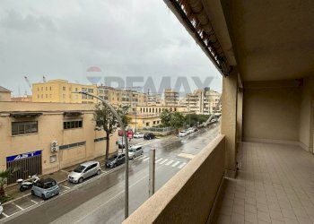 Balcone - Trilocale VIA VIRGILIO
 
37, Trapani - foto 9