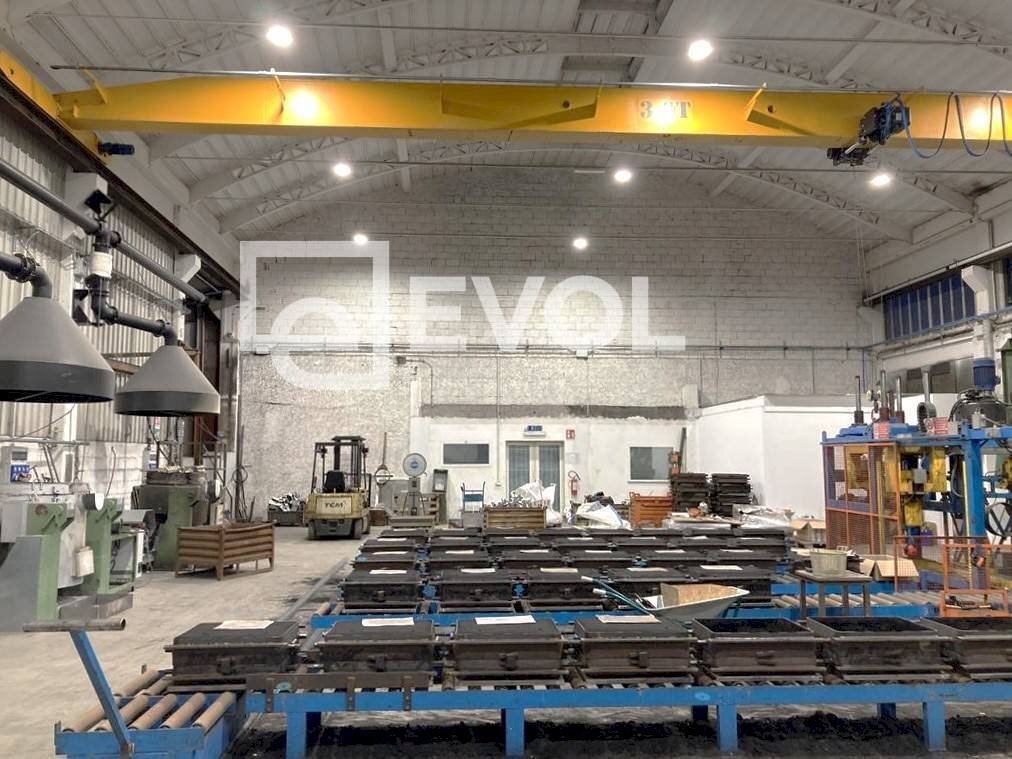 Foto 2 - Capannone via Nazionale, Moimacco - foto 2