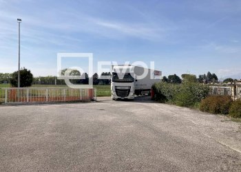 Foto 4 - Capannone via Nazionale, Moimacco - foto 4