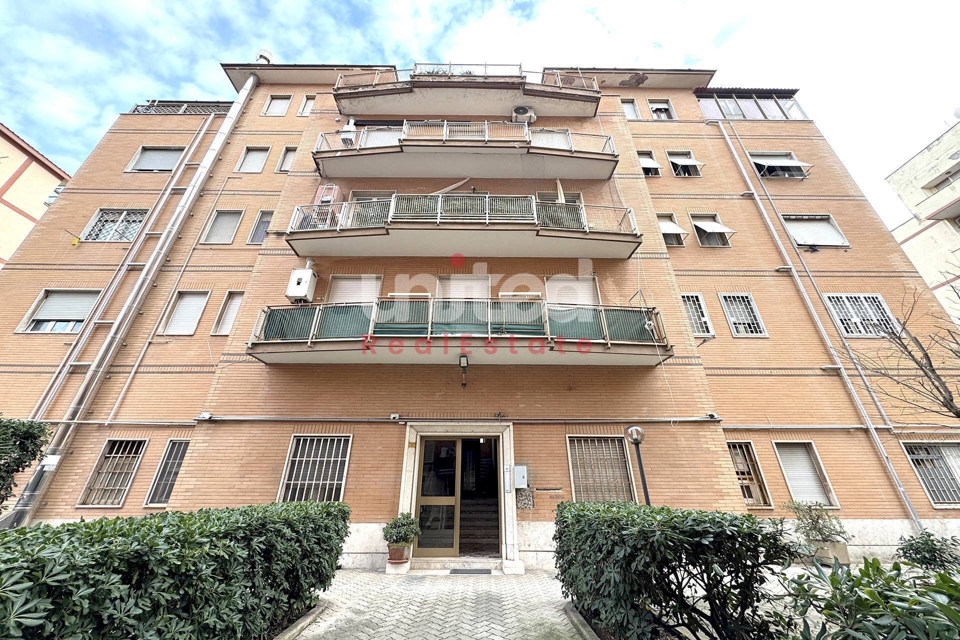 Foto 3 - Three-room apartment via della tolda
 
33, Roma - photo 3