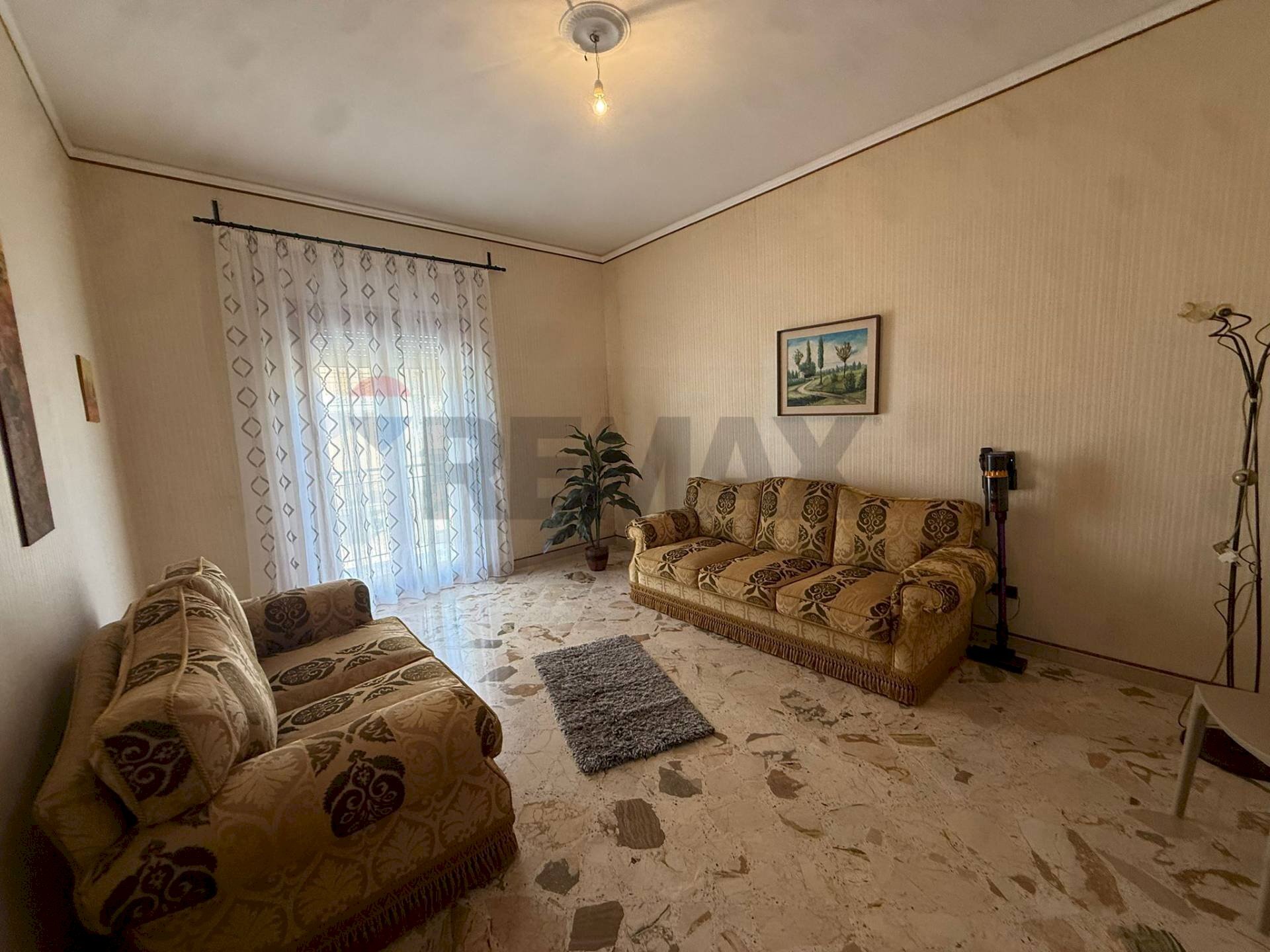 Soggiorno - Appartamento via giorgio kastriota
 
161, Piana degli Albanesi - foto 3