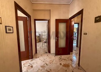 Hall / corridoio - Appartamento via giorgio kastriota
 
161, Piana degli Albanesi - foto 2