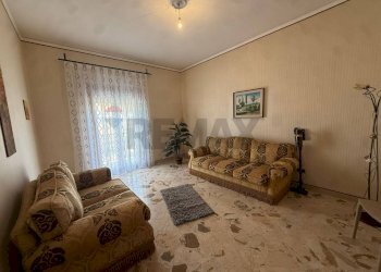 Soggiorno - Appartamento via giorgio kastriota
 
161, Piana degli Albanesi - foto 3