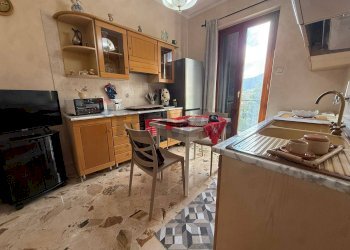 Cucina - Appartamento via giorgio kastriota
 
161, Piana degli Albanesi - foto 10