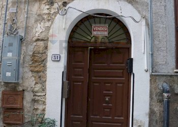 Edificio all\'aperto - Appartamento VIA FONTE VECCHIA
 
31, Mezzojuso - foto 1