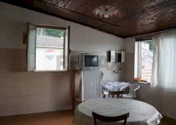 Sala da pranzo - Appartamento VIA FONTE VECCHIA
 
31, Mezzojuso - foto 12