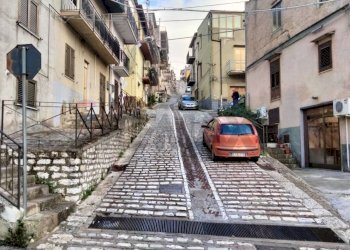 Edificio all\'aperto - Casa indipendente VIA GESSAI
 
23/25, Mezzojuso - foto 4