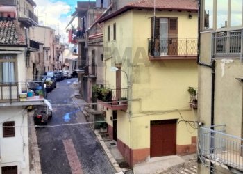 Edificio all\'aperto - Casa indipendente VIA GESSAI
 
23/25, Mezzojuso - foto 17