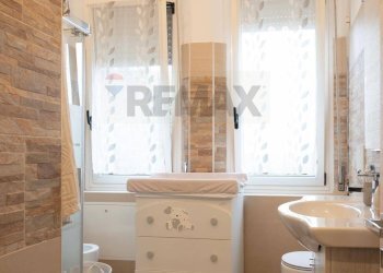 Bagno - Two-room apartment Giuliano Marconi
 
59, Cadelbosco di Sopra - photo 6