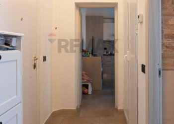 Hall / corridoio - Two-room apartment Giuliano Marconi
 
59, Cadelbosco di Sopra - photo 9