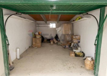 Parcheggio - Two-room apartment Giuliano Marconi
 
59, Cadelbosco di Sopra - photo 15