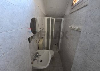 Bagno - Bilocale Vicolo degli Orti
 
7, Varallo Pombia - foto 9