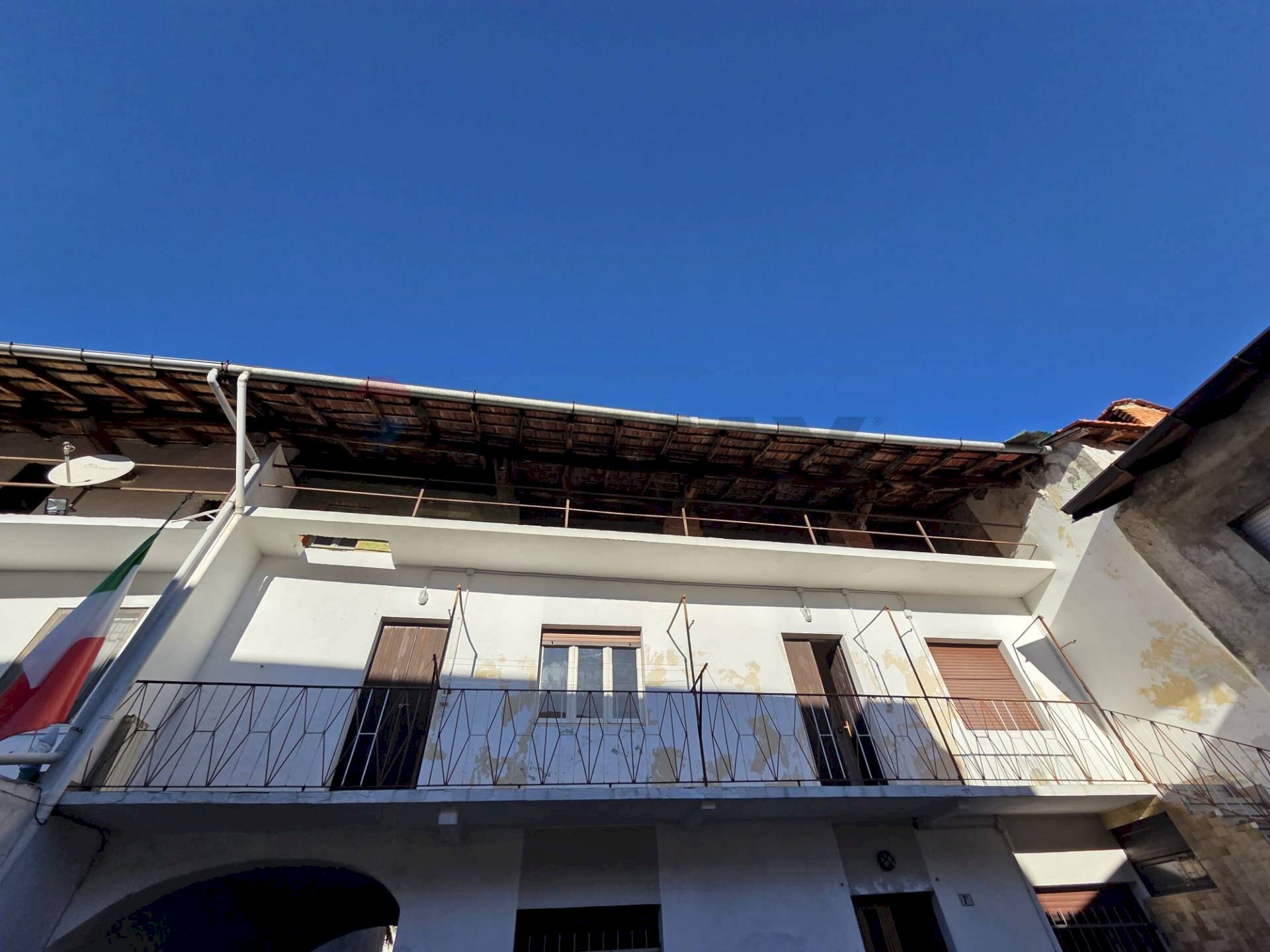 Edificio all\'aperto - Three-room apartment Vicolo degli Orti
 
7, Varallo Pombia - photo 2