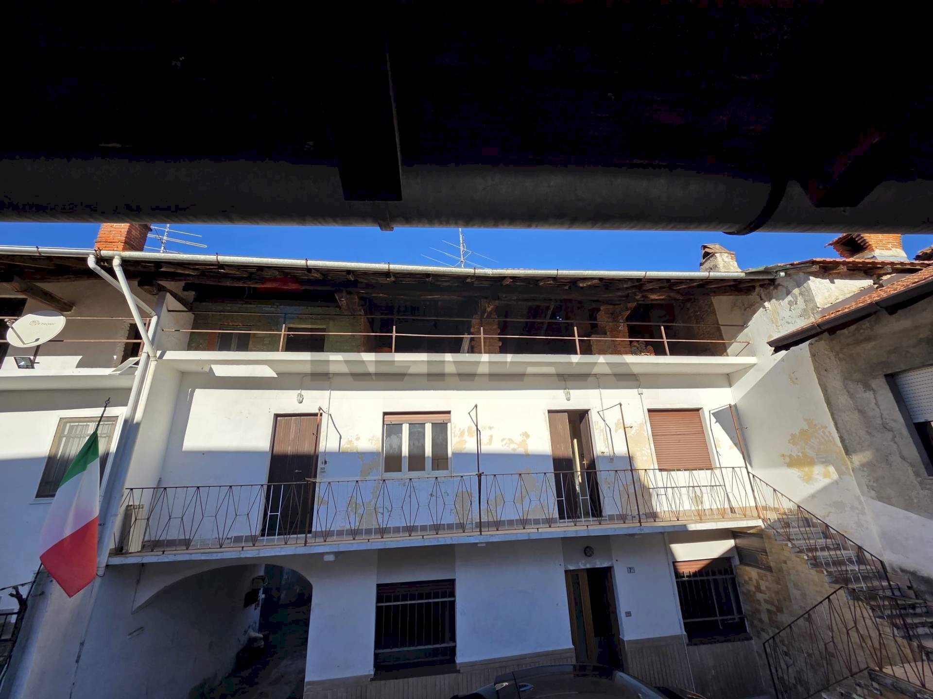 Edificio all\'aperto - Three-room apartment Vicolo degli Orti
 
7, Varallo Pombia - photo 3