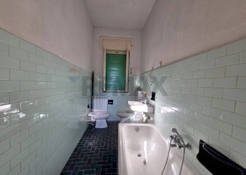 Bagno - Trilocale Vicolo degli Orti
 
7, Varallo Pombia - foto 7