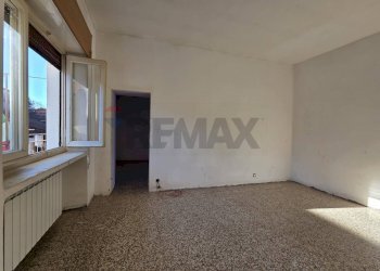 Stanza vuota - Trilocale Vicolo degli Orti
 
7, Varallo Pombia - foto 10