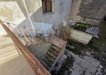 Scale - Trilocale Vicolo degli Orti
 
7, Varallo Pombia - foto 19