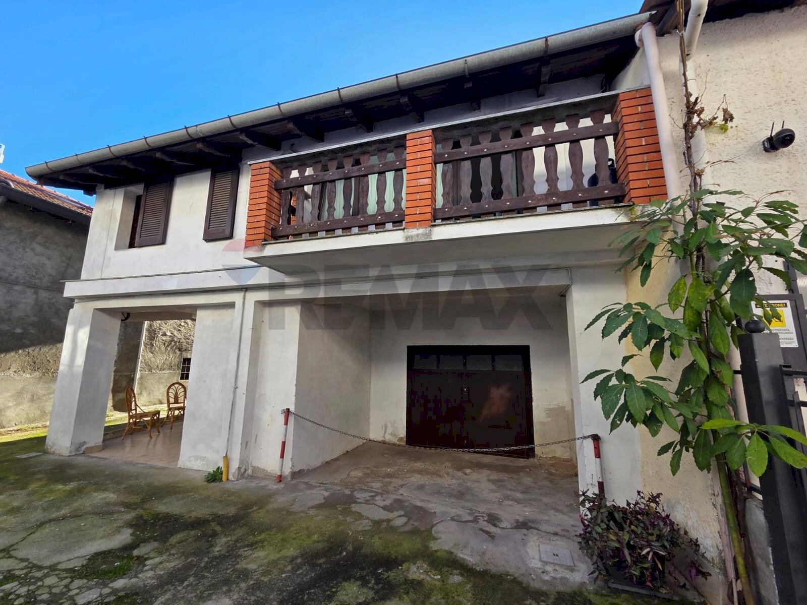 Casa all\'aperto - Semi-detached house Vicolo degli Orti
 
7, Varallo Pombia - photo 1