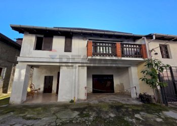 Casa all\'aperto - Casa semi indipendente Vicolo degli Orti
 
7, Varallo Pombia - foto 2