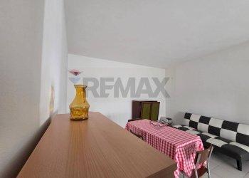 Sala da pranzo - Casa semi indipendente Vicolo degli Orti
 
7, Varallo Pombia - foto 6