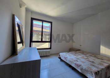 Camera / camera da letto - Casa semi indipendente Vicolo degli Orti
 
7, Varallo Pombia - foto 17