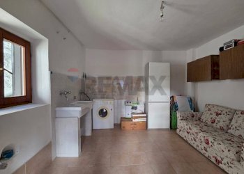 Lavanderia - Casa semi indipendente Vicolo degli Orti
 
7, Varallo Pombia - foto 24