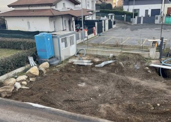 Casa all\'aperto - Villa Via Monte Bianco
 
4, Dormelletto - foto 40