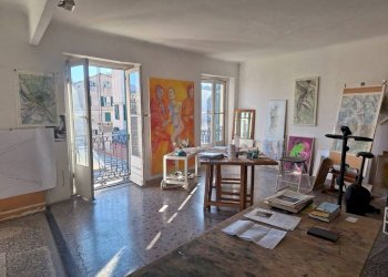 Salone - Appartamento vico Vegetti, 1, Genova (zona Centro Storico) - foto 1