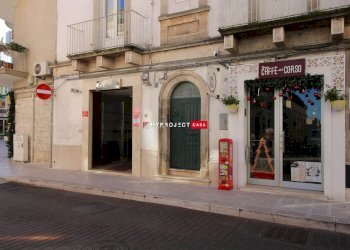 Negozio Corso Messapia, Martina Franca - foto 6