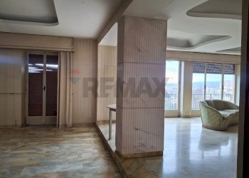 Stanza vuota - Villa Bifamiliare Corso della Repubblica
 
50-56, Frosinone - foto 7