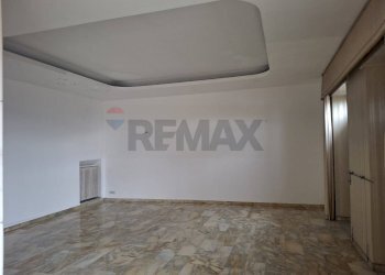 Stanza vuota - Villa Bifamiliare Corso della Repubblica
 
50-56, Frosinone - foto 29