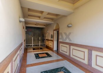 Ricezione / Lobby - Trilocale Corso Milano
 
27, Monza - foto 30